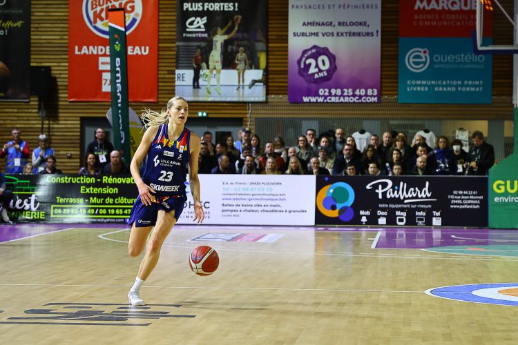 Lyon en prolongation, Angers, Charnay et Bourges sereinement